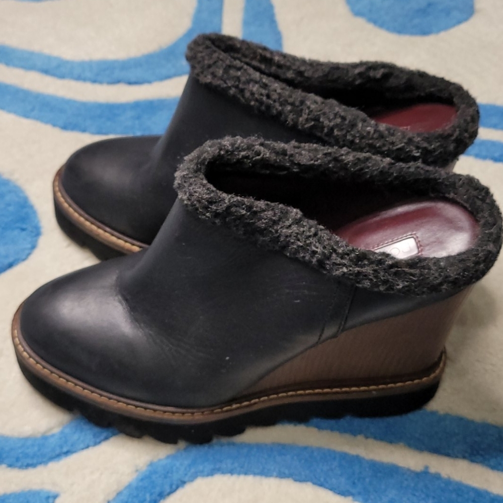 Bcbgeneration Nerissa Closed Toe Clogs - image 2